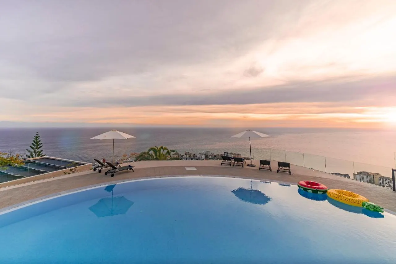 Sky Villa By An Island Apart Funchal  0*, Funchal (Madeira)